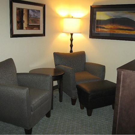Little Missouri Inn & Suites Watford City ภายนอก รูปภาพ