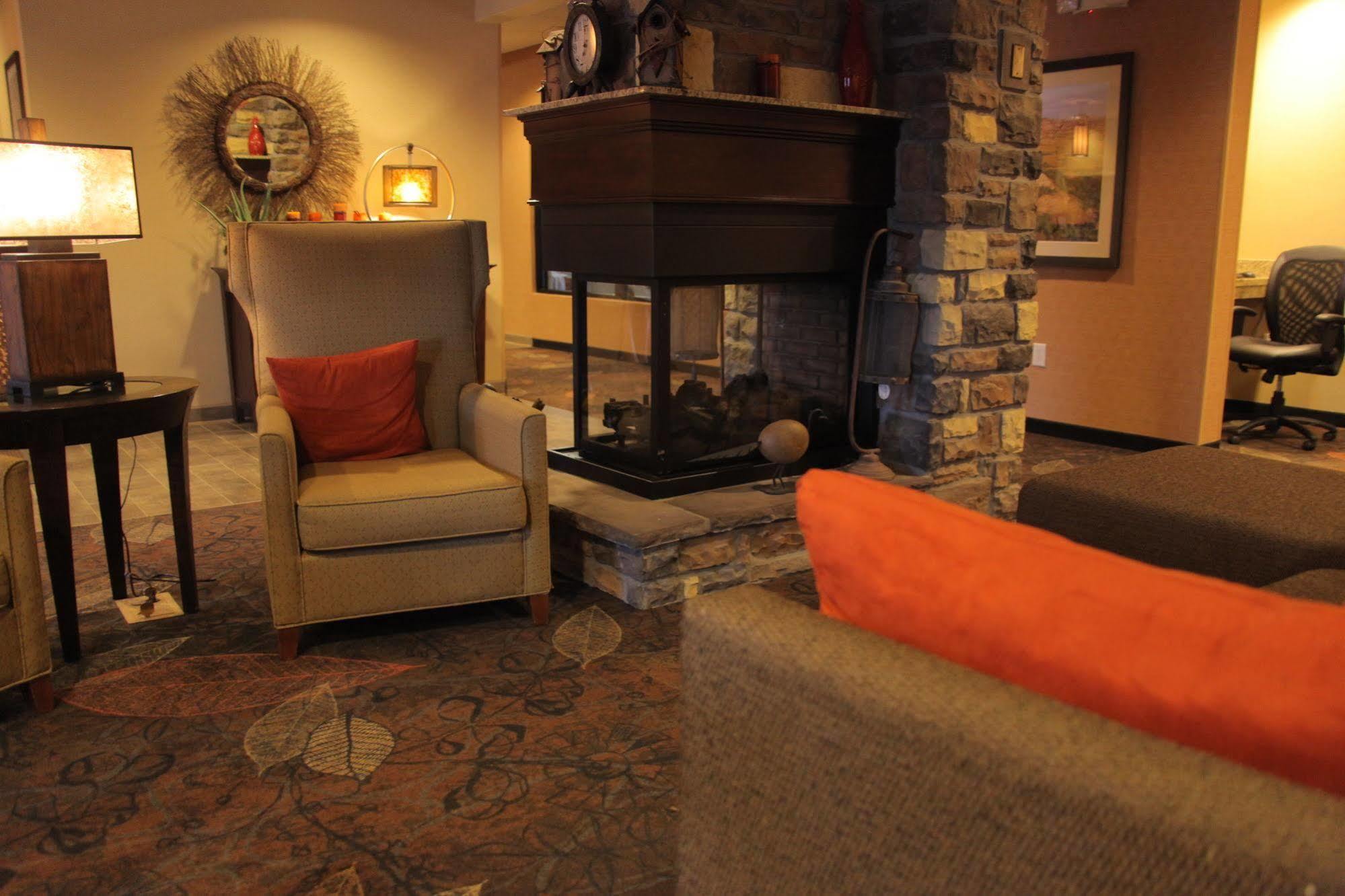 Little Missouri Inn & Suites Watford City ภายนอก รูปภาพ