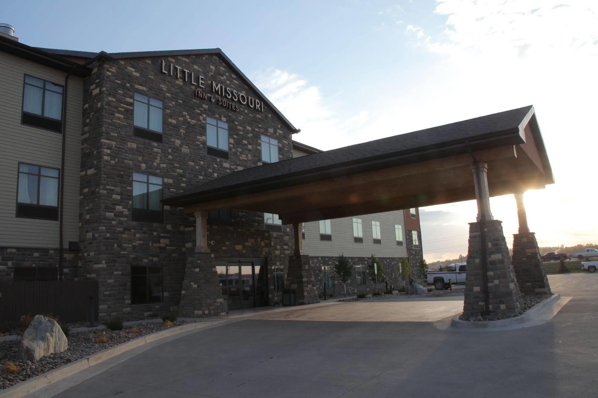 Little Missouri Inn & Suites Watford City ภายนอก รูปภาพ